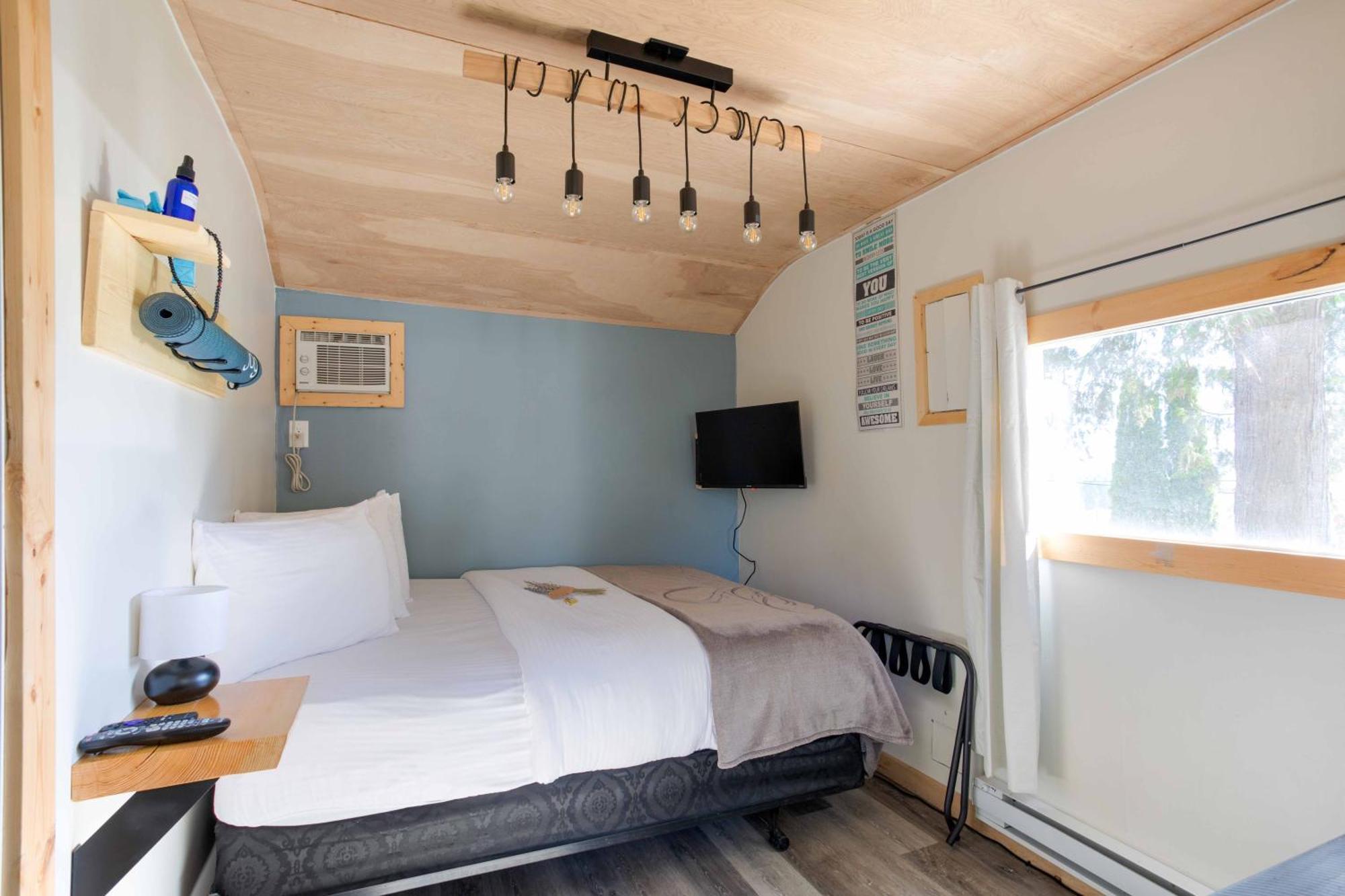 The Valley View Cabins And Event Center Крестън Екстериор снимка
