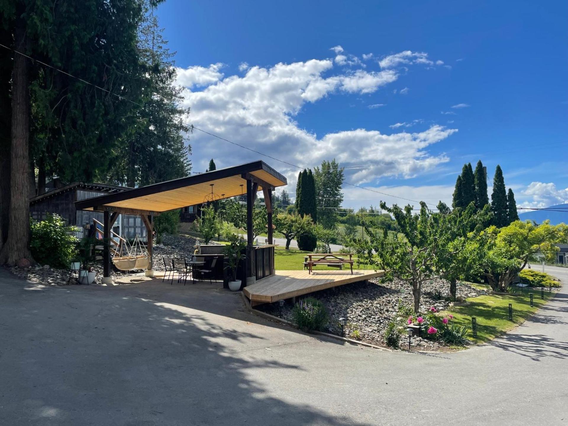 The Valley View Cabins And Event Center Крестън Екстериор снимка