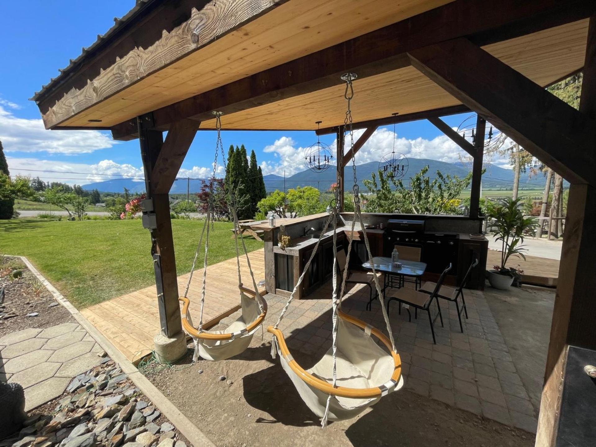 The Valley View Cabins And Event Center Крестън Екстериор снимка